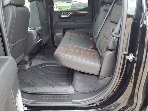 New 2026 Chevrolet Silverado 1500 High Country w/ High Country Premium Package AWD/4WD image 25