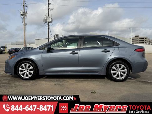Used 2024 Toyota Corolla LE image 6