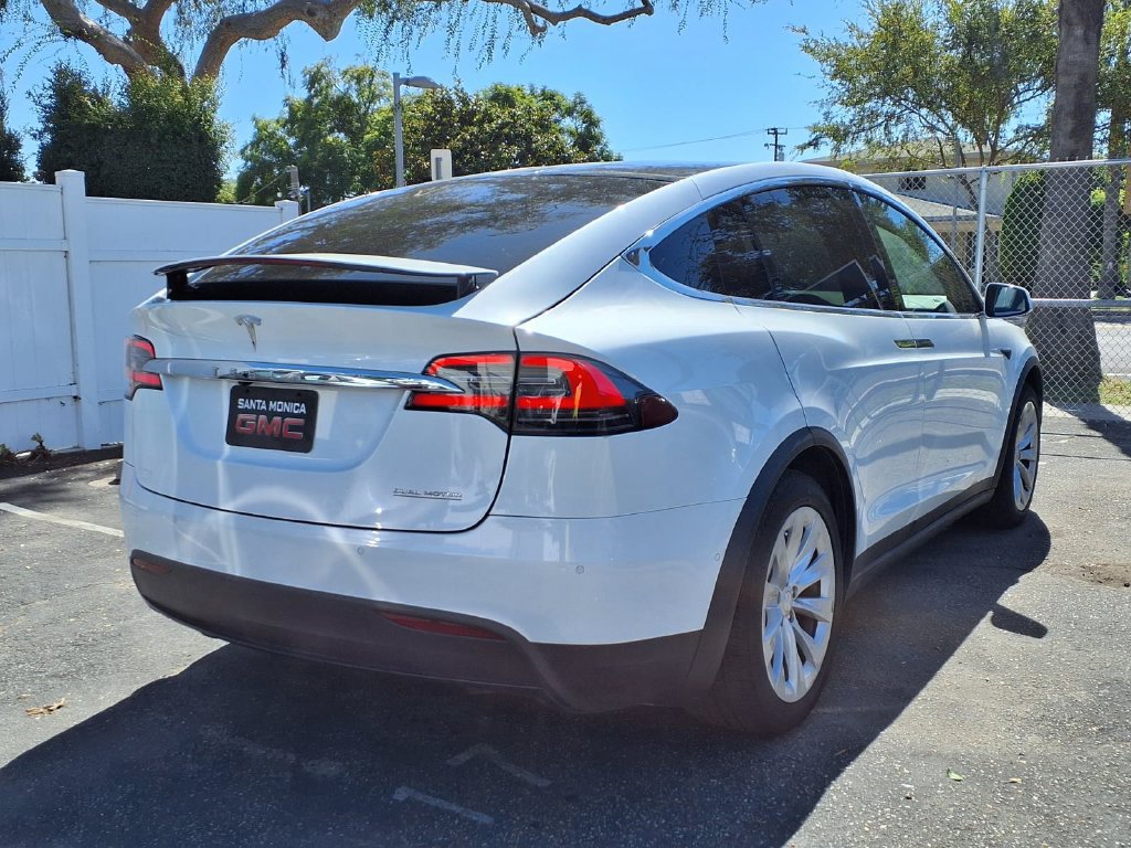 Used 2019 Tesla Model X Performance AWD/4WD image 19