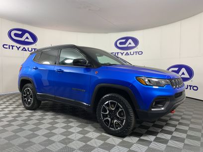 Used 2025 Jeep Compass Trailhawk