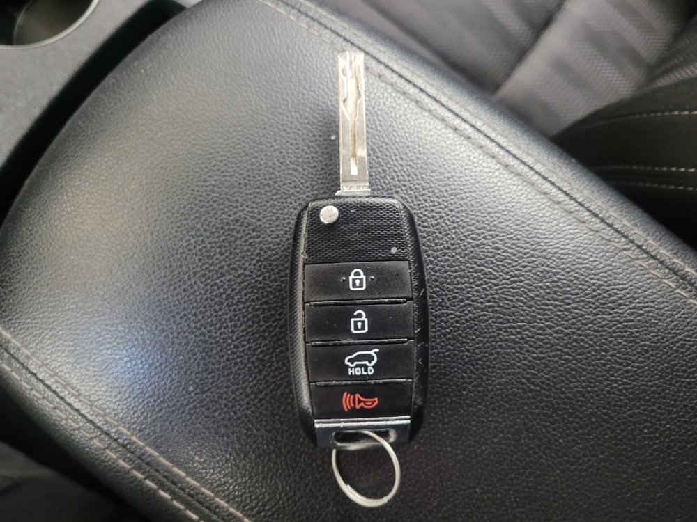 Used 2017 Kia Sportage LX FWD image 32