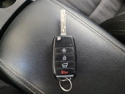 Used 2017 Kia Sportage LX FWD image 32