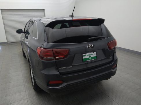 Used 2020 Kia Sorento LX FWD image 6