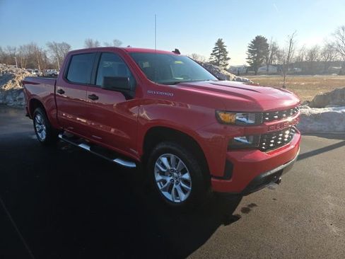 Used 2020 Chevrolet Silverado 1500 Custom w/ Custom Value Package image 1