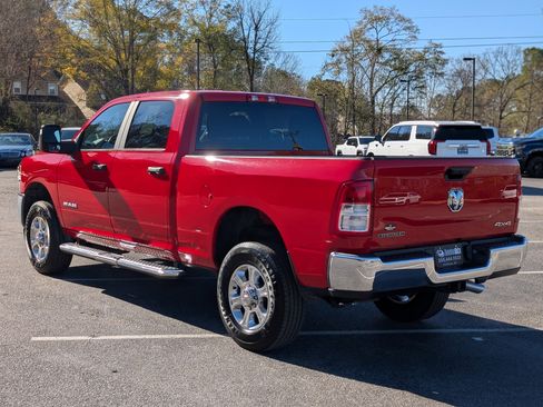 Used 2024 RAM 2500 Big Horn w/ Bed Utility Group image 7