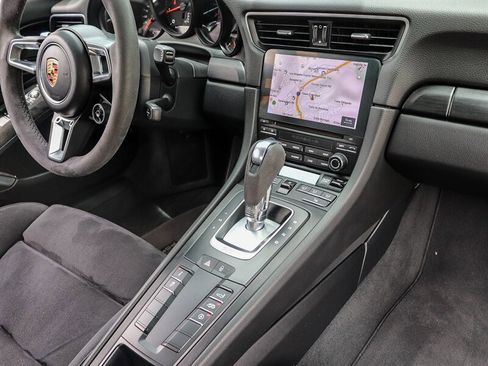 Used 2019 Porsche 911 Carrera GTS image 36