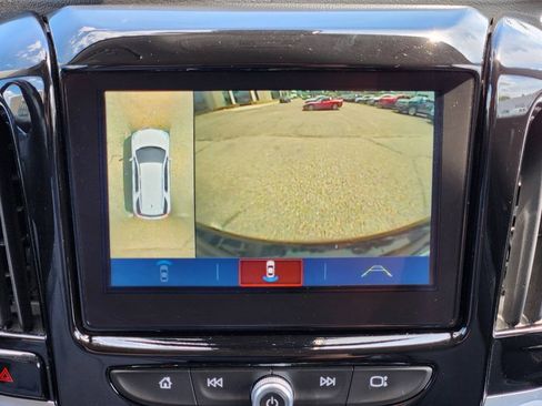 Used 2018 Chevrolet Traverse Premier AWD/4WD image 20