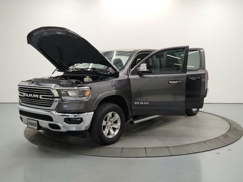 Used 2020 RAM 1500 Laramie AWD/4WD image 12