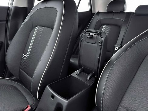 New 2026 Hyundai Venue SEL image 18