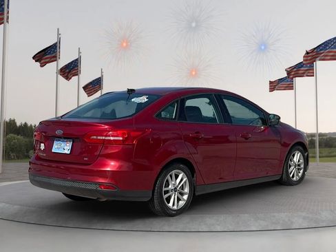 Used 2017 Ford Focus SE FWD image 7