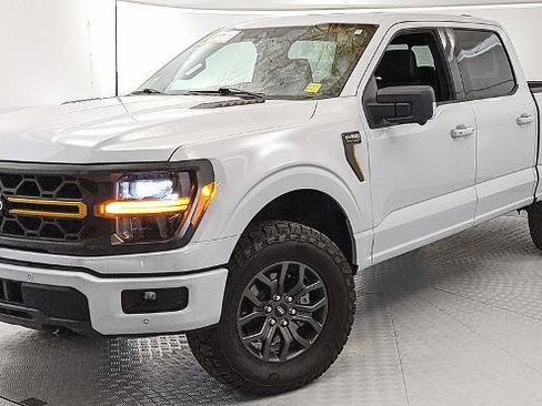 Certified 2025 Ford F150 Tremor AWD/4WD image 6