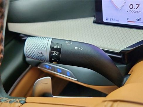 Used 2025 Genesis GV80 3.5T Prestige image 43