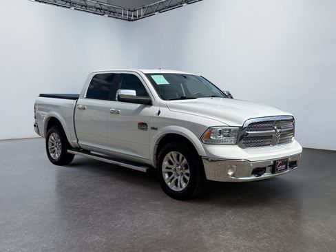 Used 2016 RAM 1500 Laramie Longhorn w/ Convenience Group AWD/4WD image 3