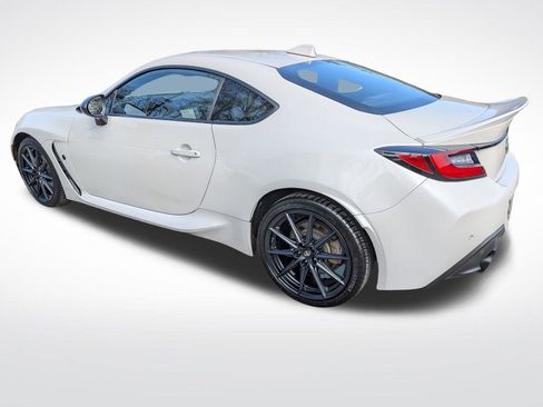 Used 2023 Toyota GR86 Premium RWD image 5