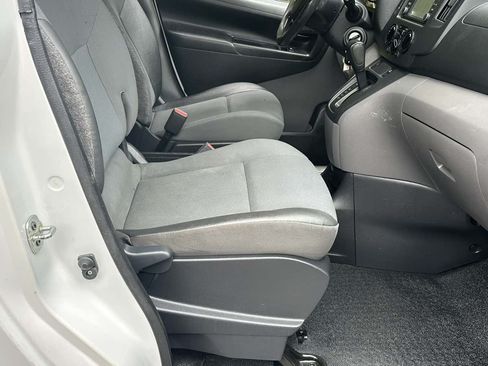 Used 2017 Nissan NV200 SV w/ Technology Package FWD image 10