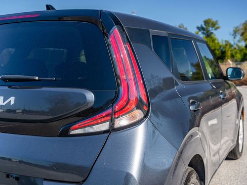 Used 2024 Kia Soul LX w/ Option Group 015 image 15