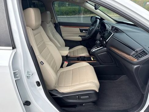 Used 2022 Honda CR-V Touring image 10