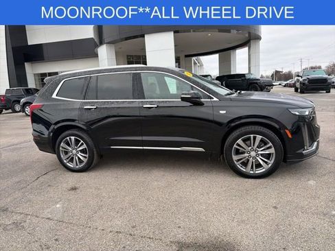 Used 2025 Cadillac XT6 Premium Luxury image 14