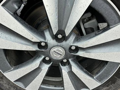 Used 2016 Nissan Leaf SL image 33