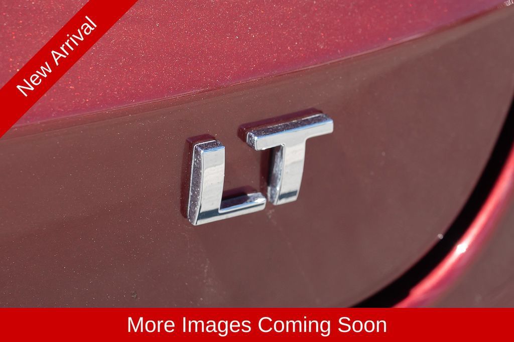 Used 2024 Chevrolet Trax LT FWD image 11