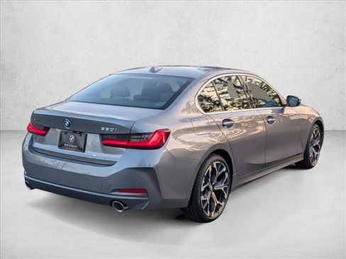 Used 2026 BMW 330i xDrive Sedan w/ Premium Package AWD/4WD image 4