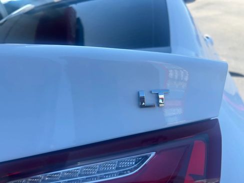 Used 2022 Chevrolet Malibu LT FWD image 21
