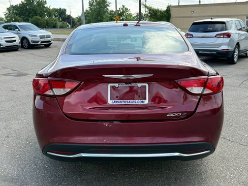 Used 2016 Chrysler 200 S w/ Comfort Group FWD image 6