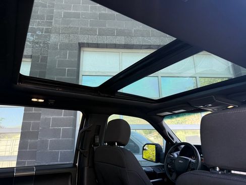 Used 2018 Ford F150 XLT w/ Equipment Group 302A Luxury AWD/4WD image 42