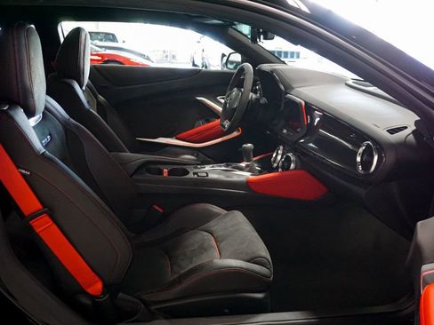 Used 2023 Chevrolet Camaro ZL1 image 38