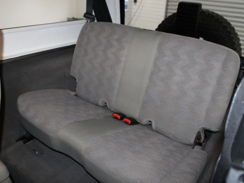 Used 2005 Jeep Wrangler Unlimited AWD/4WD image 18