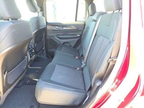 New 2025 Jeep Grand Cherokee Laredo X w/ Luxury Tech Group I image 14