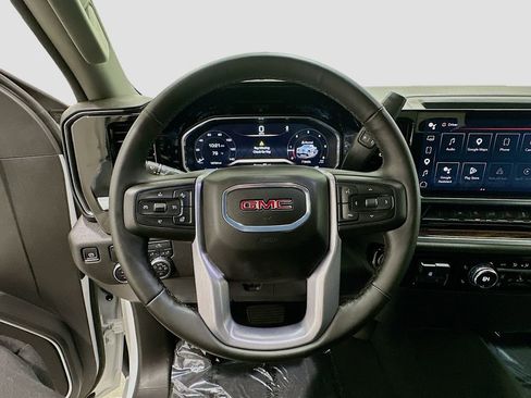 Used 2026 GMC Sierra 1500 Elevation RWD image 11