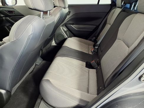 Used 2024 Subaru Crosstrek 2.0i Premium image 9