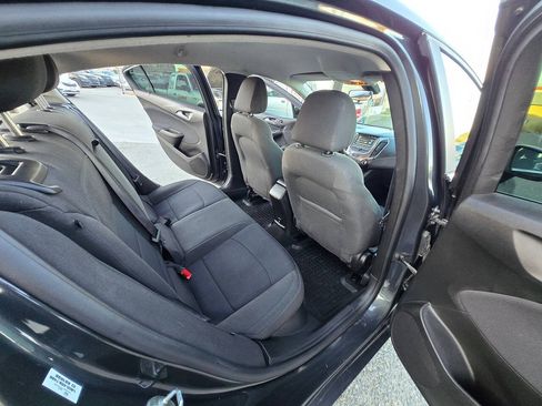 Used 2017 Chevrolet Cruze LT FWD image 29