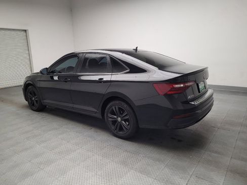 Used 2024 Volkswagen Jetta SE w/ Black Wheel Package FWD image 3
