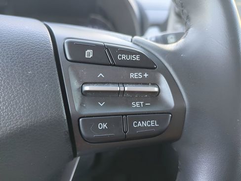 Used 2018 Jeep Wrangler Unlimited Sahara image 35