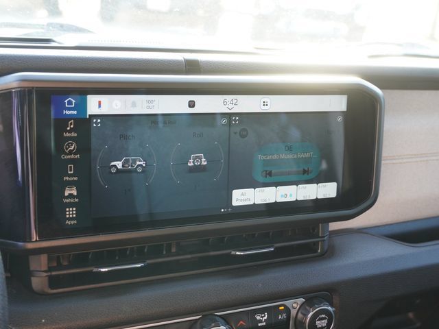 Used 2024 Jeep Wrangler Unlimited Sport AWD/4WD image 19