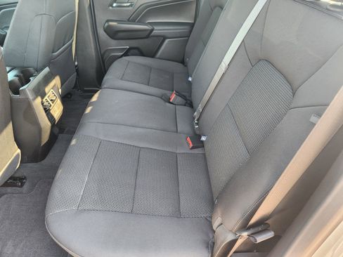 Used 2024 Chevrolet Colorado LT w/ LT Convenience Package II image 20