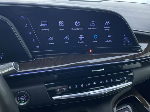 Certified 2022 Cadillac Escalade ESV Sport Platinum image 5