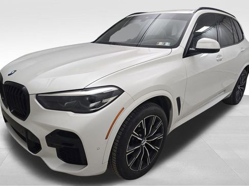 Certified 2023 BMW X5 xDrive40i w/ M Sport Package image 5