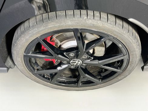 Used 2024 Volkswagen GTI SE image 30