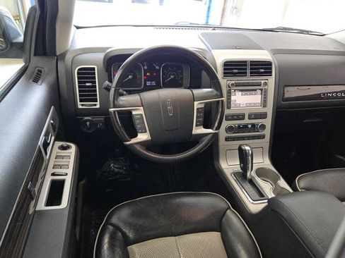 Used 2008 Lincoln MKX AWD image 16