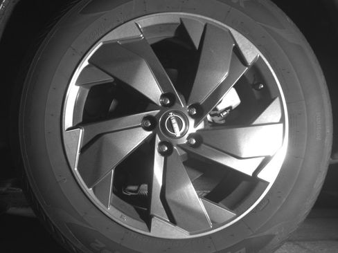 Used 2025 Nissan Rogue SV AWD/4WD image 14