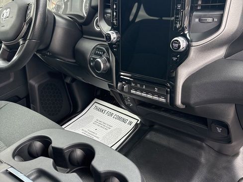 Used 2024 RAM 3500 Tradesman w/ Chrome Appearance Group image 28