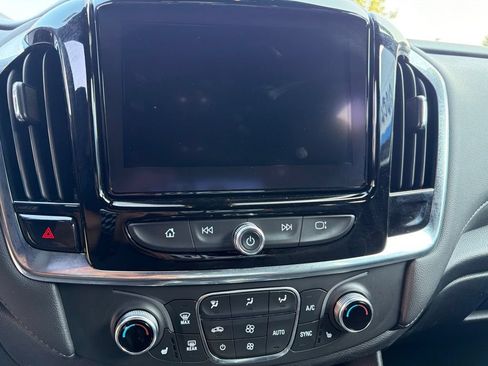 Used 2023 Chevrolet Traverse LT w/ LPO, Floor Liner Package AWD/4WD image 15
