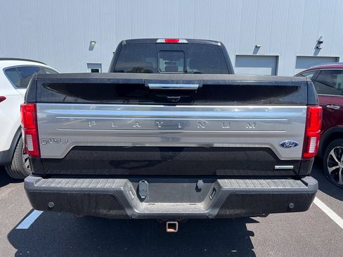 Used 2019 Ford F150 Platinum w/ Equipment Group 701A Luxury image 3