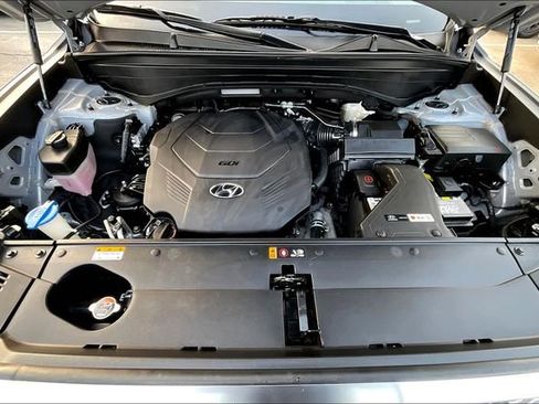 Used 2021 Hyundai Palisade Calligraphy image 9