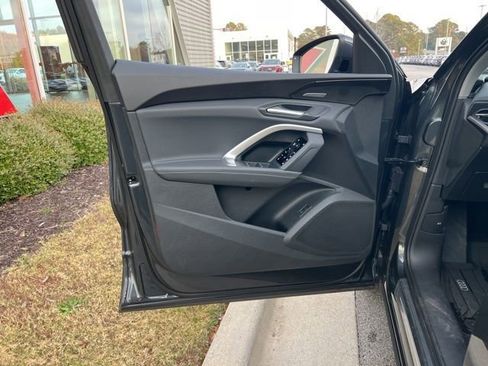 Certified 2025 Audi Q5 Premium Plus w/ Premium Plus image 24