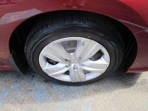 Used 2018 Subaru Legacy 2.5i w/ Cargo Package image 7