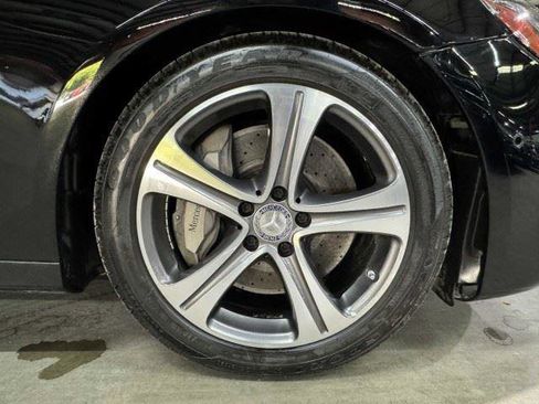 Used 2017 Mercedes-Benz E 400 4MATIC Wagon image 72